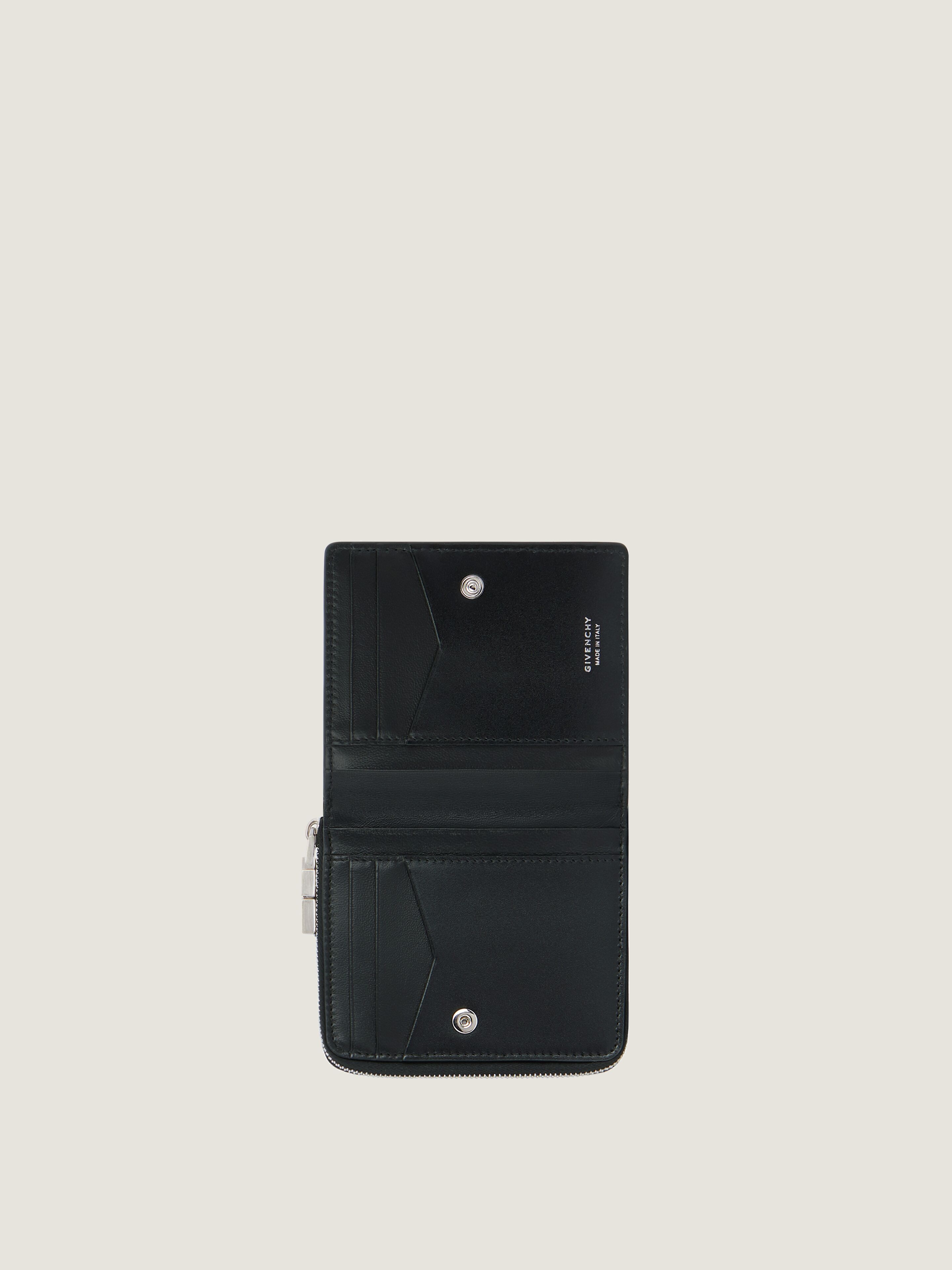Small zipped wallet in 4G Box leather